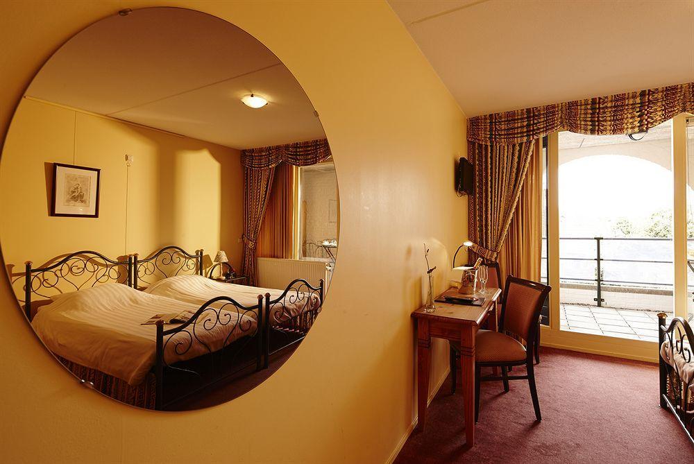 Hotel Nieuw Antiek Хельден Экстерьер фото